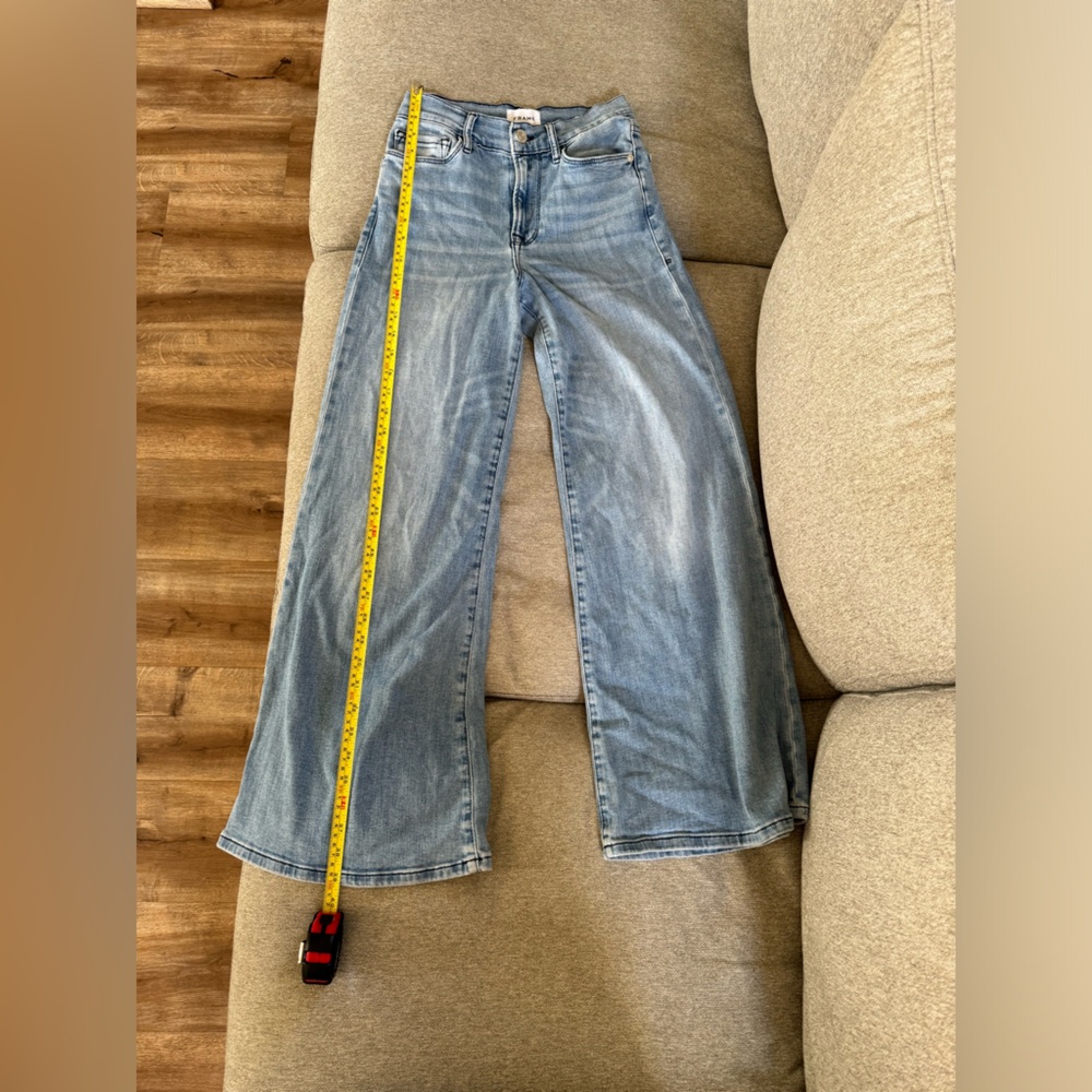 Frame jeans in 26